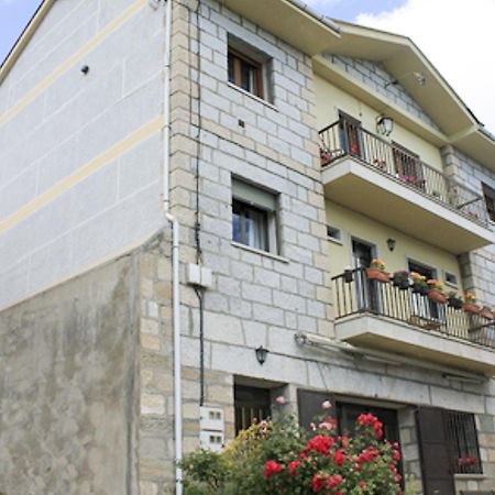 Apartamentos Monasterio San Martin de Castaneda Екстер'єр фото