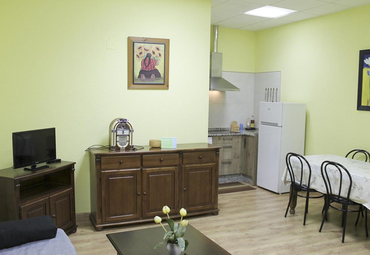 Apartamentos Monasterio San Martin de Castaneda Екстер'єр фото